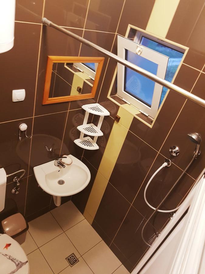 Tufio Apartmani Ulcinj Buitenkant foto