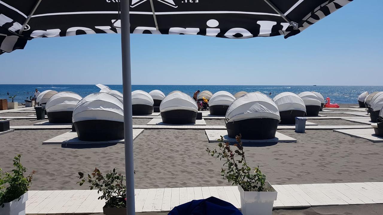 Tufio Apartmani Ulcinj Buitenkant foto